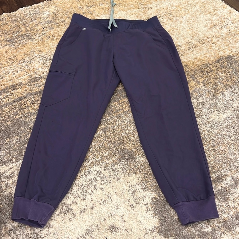 Figs Women’s Zamora scrub pants